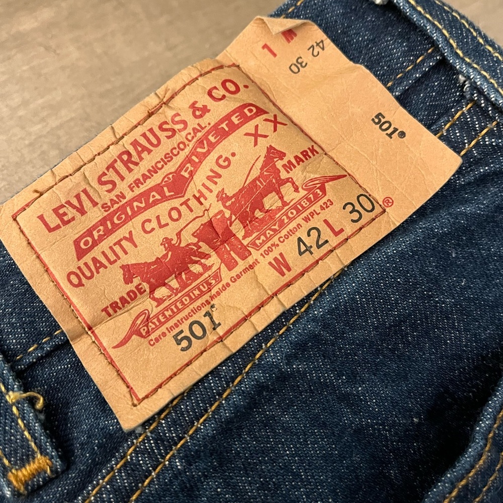 Levi’s 501 jeans brand new